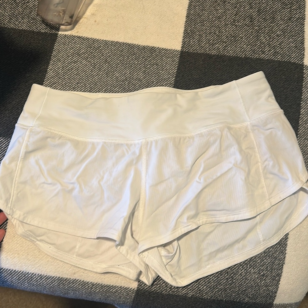 Lululemon Speed Up Low Rise Shorts 2.5 inch